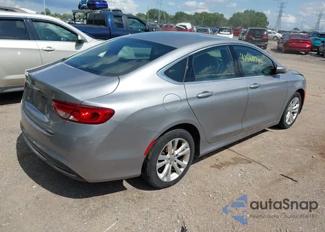 2015 Chrysler 200 Limited z USA, uszkodzony, nr VIN 1C3CCCAB1FN593471